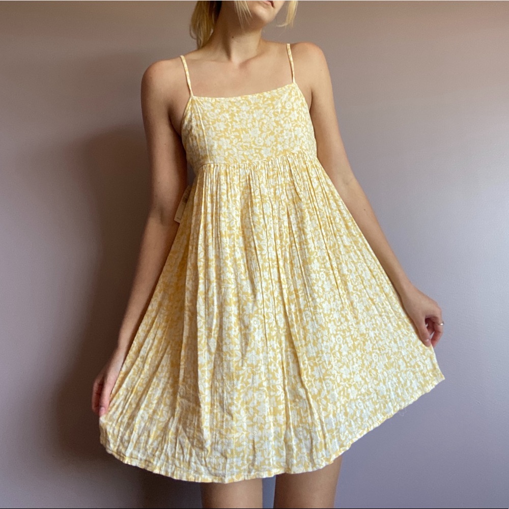 american eagle yellow floral babydoll sundress